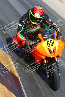 media/Jan-13-2024-SoCal Trackdays (Sat) [[9c032fe5aa]]/Turn 14 Inside (150pm)/